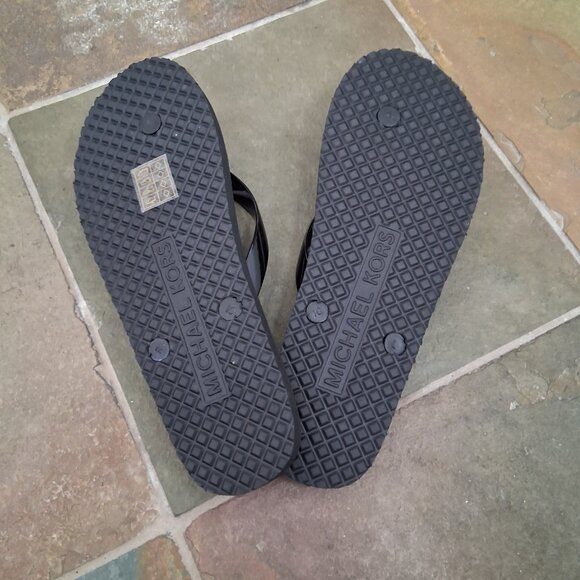 New Michael Kors Black with Logo Sandal Flip flop Slippers - Picture 3 of 5